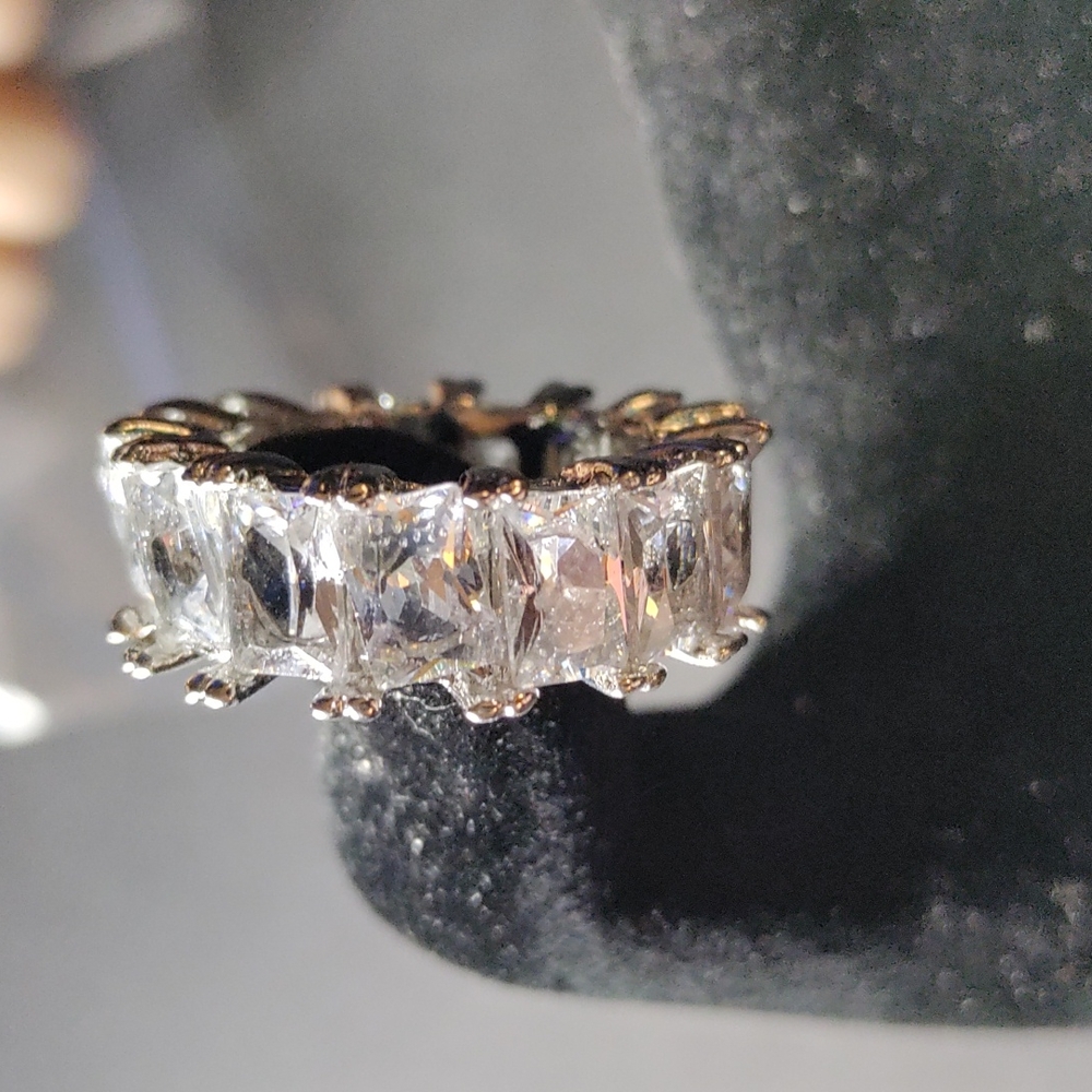 Anniversary Ring